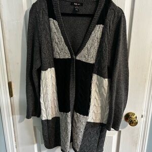 Style & Co. Gray and Black V-Neck Cardigan Sweater